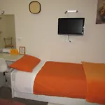Le Gemme Di - Alloggi In Centro Storico - Via Della Cupa / Via Deliziosa 3*