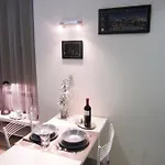 Гостевой дом Le Gemme Di - Alloggi In Centro Storico - Via Della Cupa / Via Deliziosa