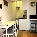 Гостевой дом Le Gemme Di - Alloggi In Centro Storico - Via Della Cupa / Via Deliziosa 3*