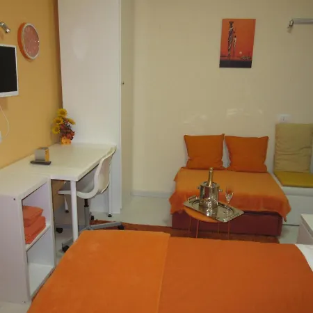 Guest house Le Gemme Di - Alloggi In Centro Storico - Via Della Cupa / Via Deliziosa