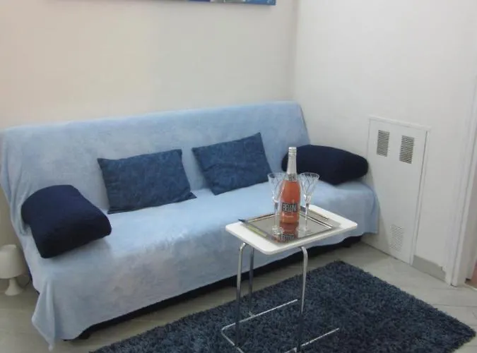 Le Gemme Di - Alloggi In Centro Storico - Via Della Cupa / Via Deliziosa 3*