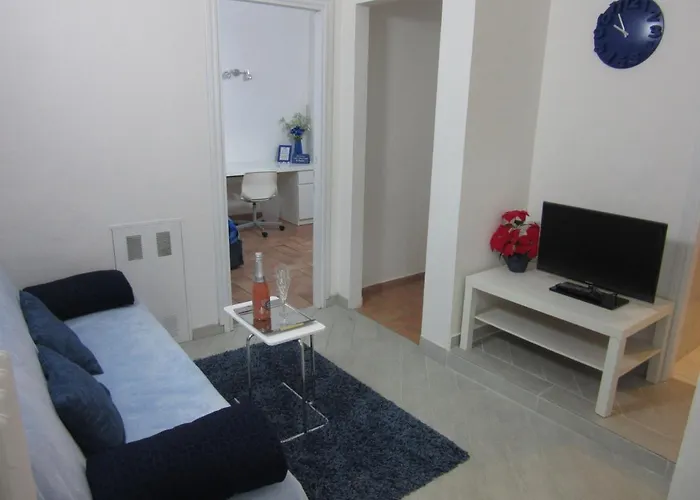 Affittacamere Le Gemme Di - Alloggi In Centro Storico - Via Della Cupa / Via Deliziosa Perugia