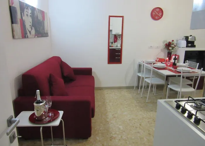 Le Gemme Di - Alloggi In Centro Storico - Via Della Cupa / Via Deliziosa