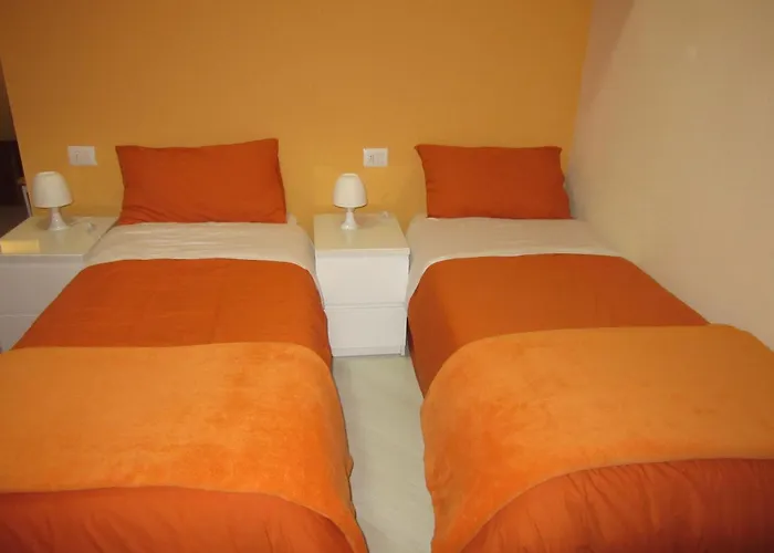 Le Gemme Di - Alloggi In Centro Storico - Via Della Cupa / Via Deliziosa Affittacamere