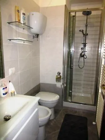 Le Gemme Di - Alloggi In Centro Storico - Via Della Cupa / Via Deliziosa Affittacamere