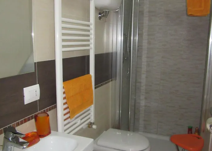 Le Gemme Di - Alloggi In Centro Storico - Via Della Cupa / Via Deliziosa Affittacamere 3*